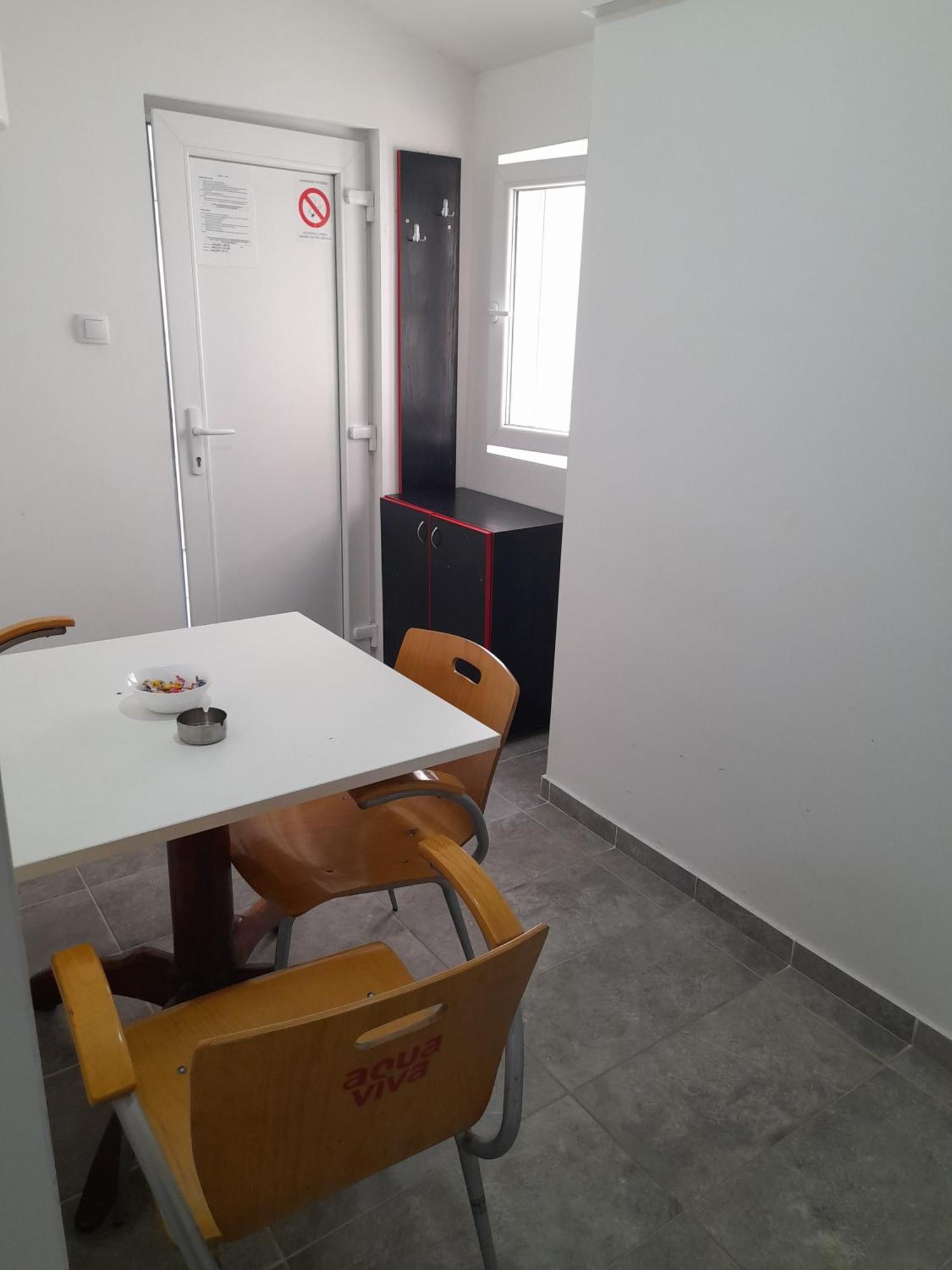 Libero Apartmani Surčin Exteriör bild