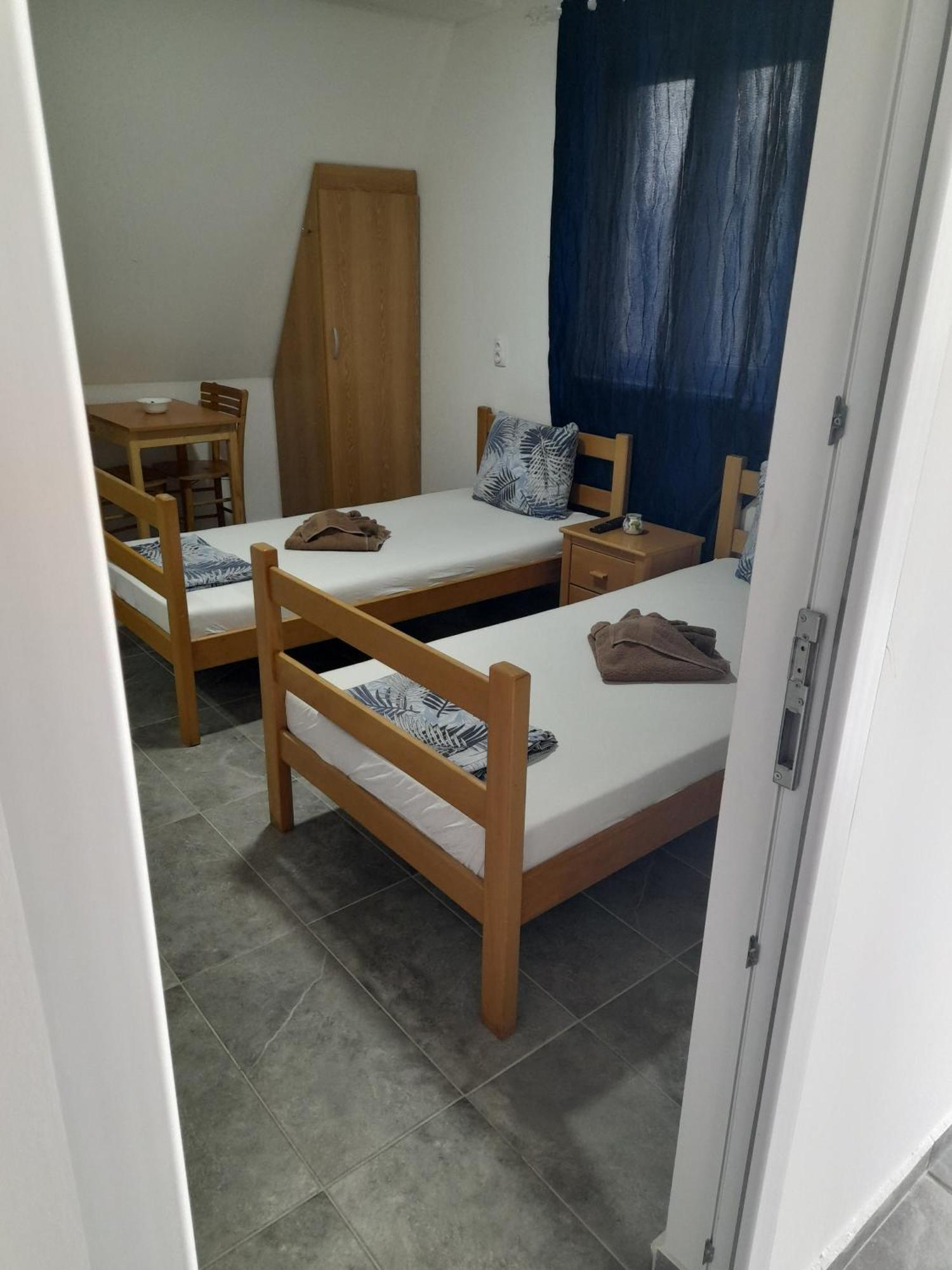 Libero Apartmani Surčin Exteriör bild