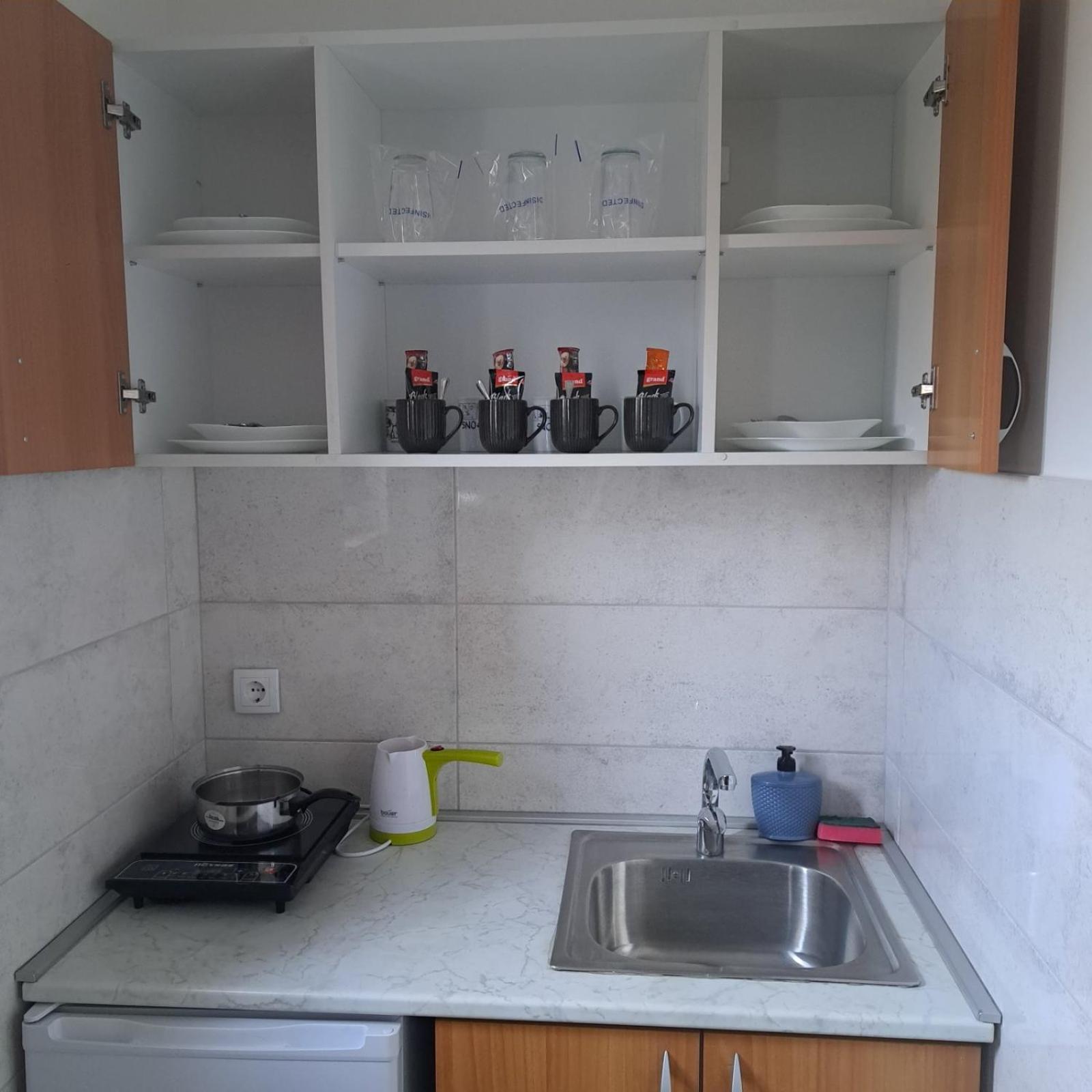 Libero Apartmani Surčin Rum bild