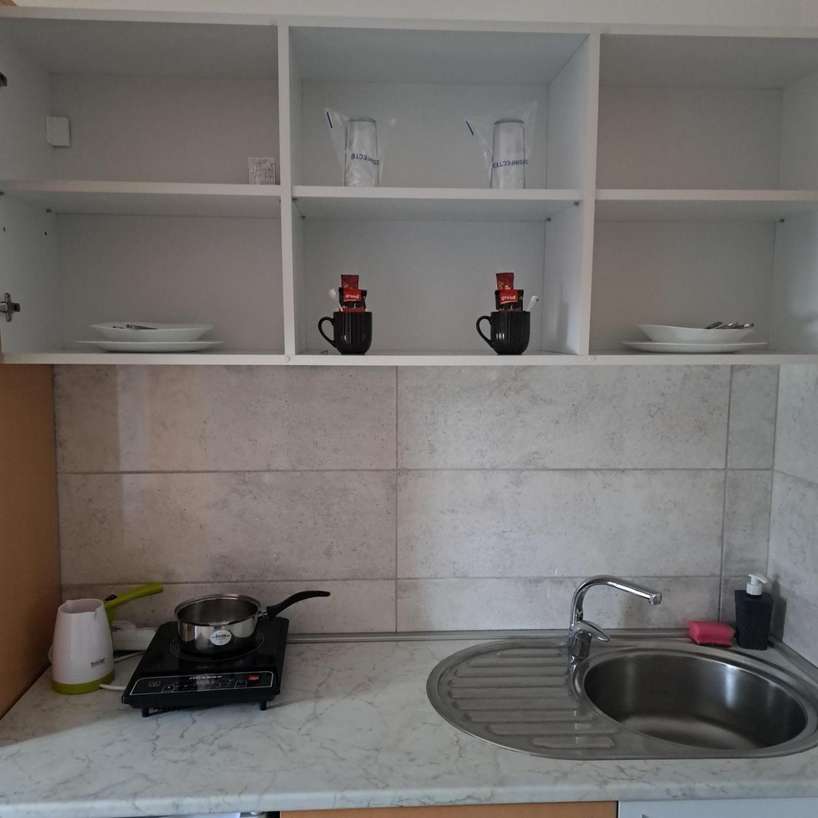 Libero Apartmani Surčin Rum bild