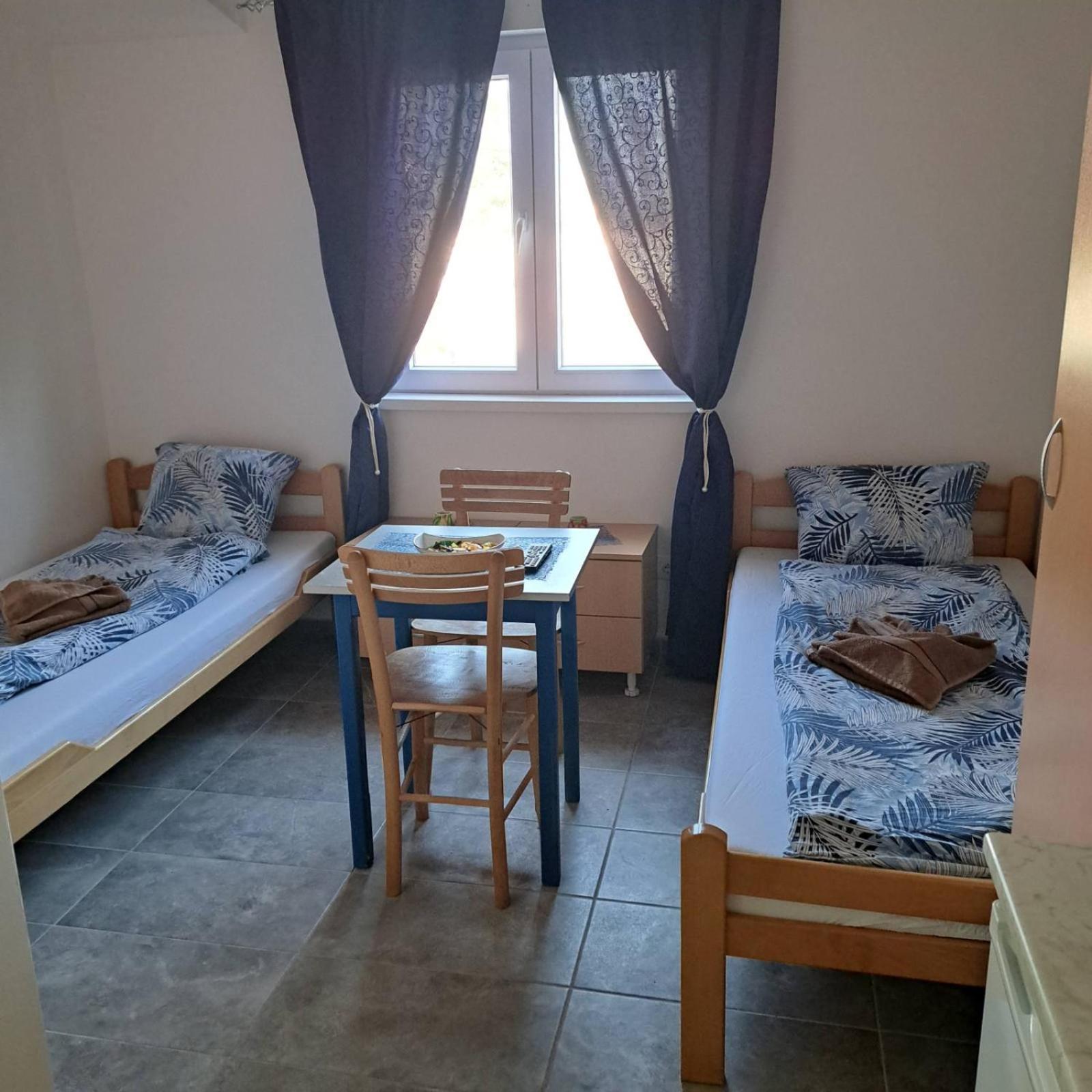 Libero Apartmani Surčin Rum bild