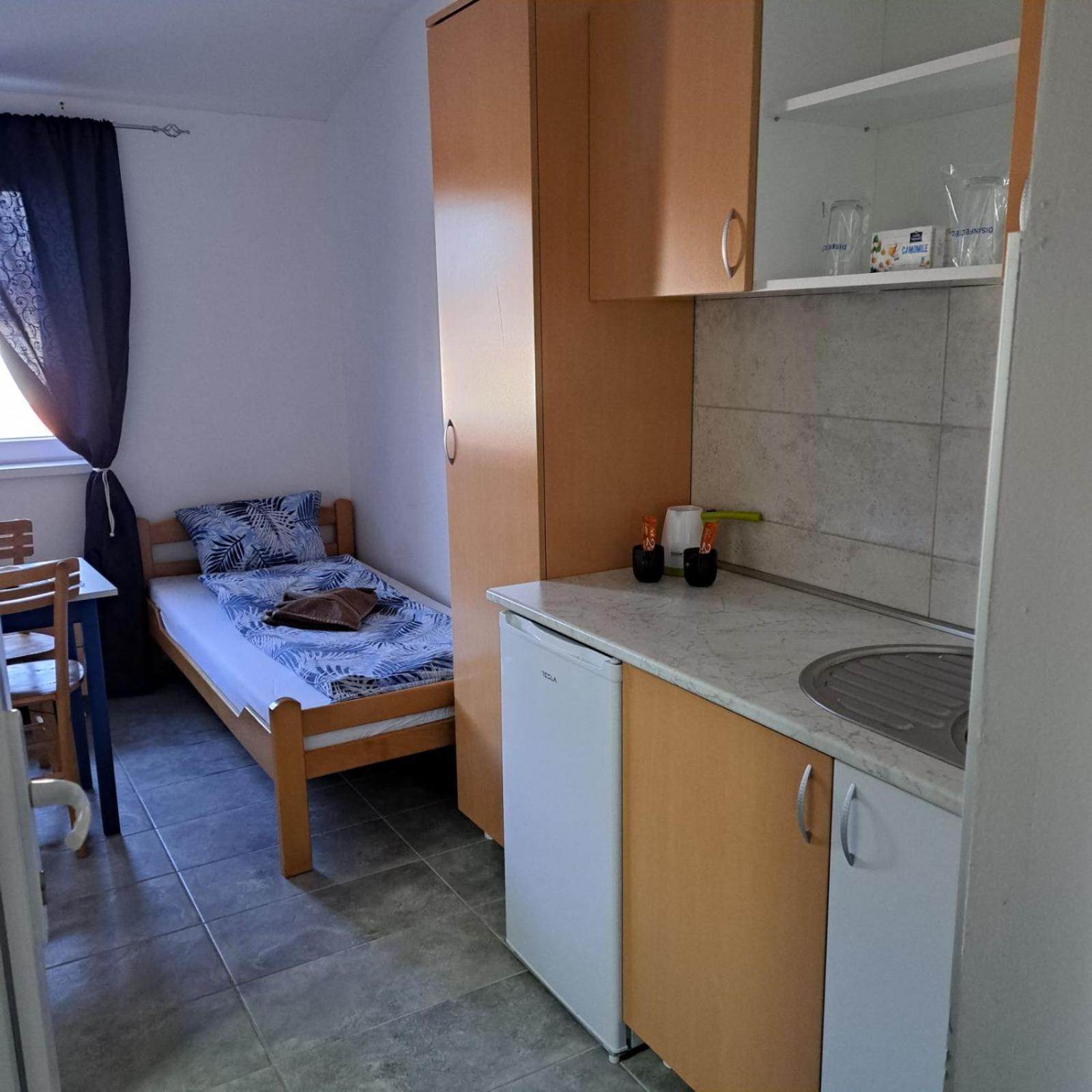 Libero Apartmani Surčin Rum bild