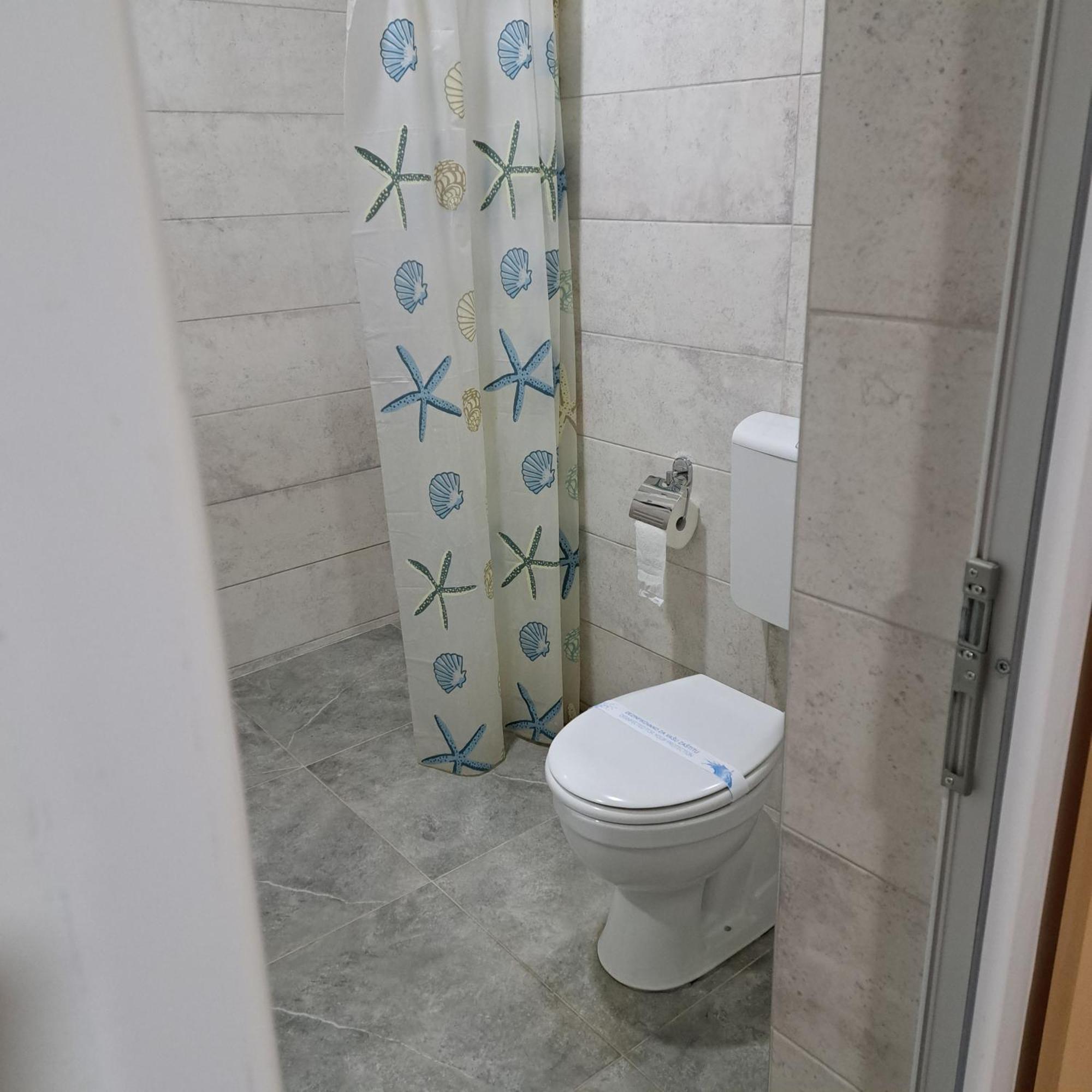 Libero Apartmani Surčin Exteriör bild